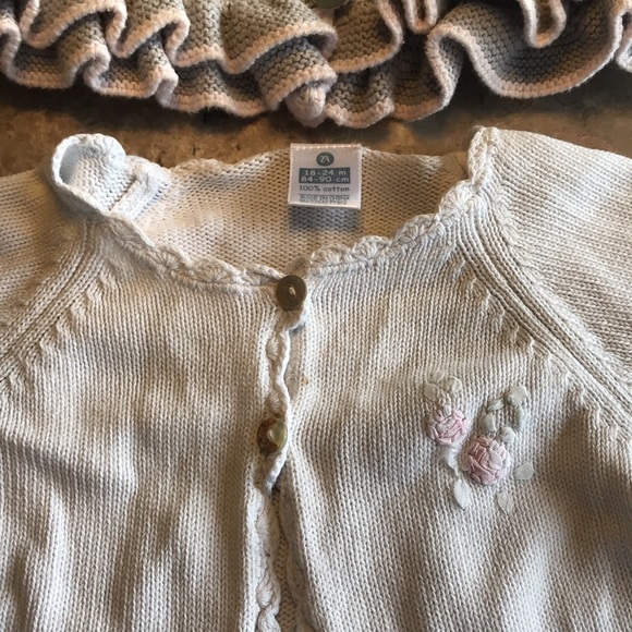 Set of 3 toddler girl sweaters - Picture 2 of 6